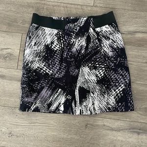 Mini printed skirt
